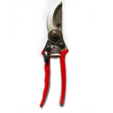 Curved pruning scissors